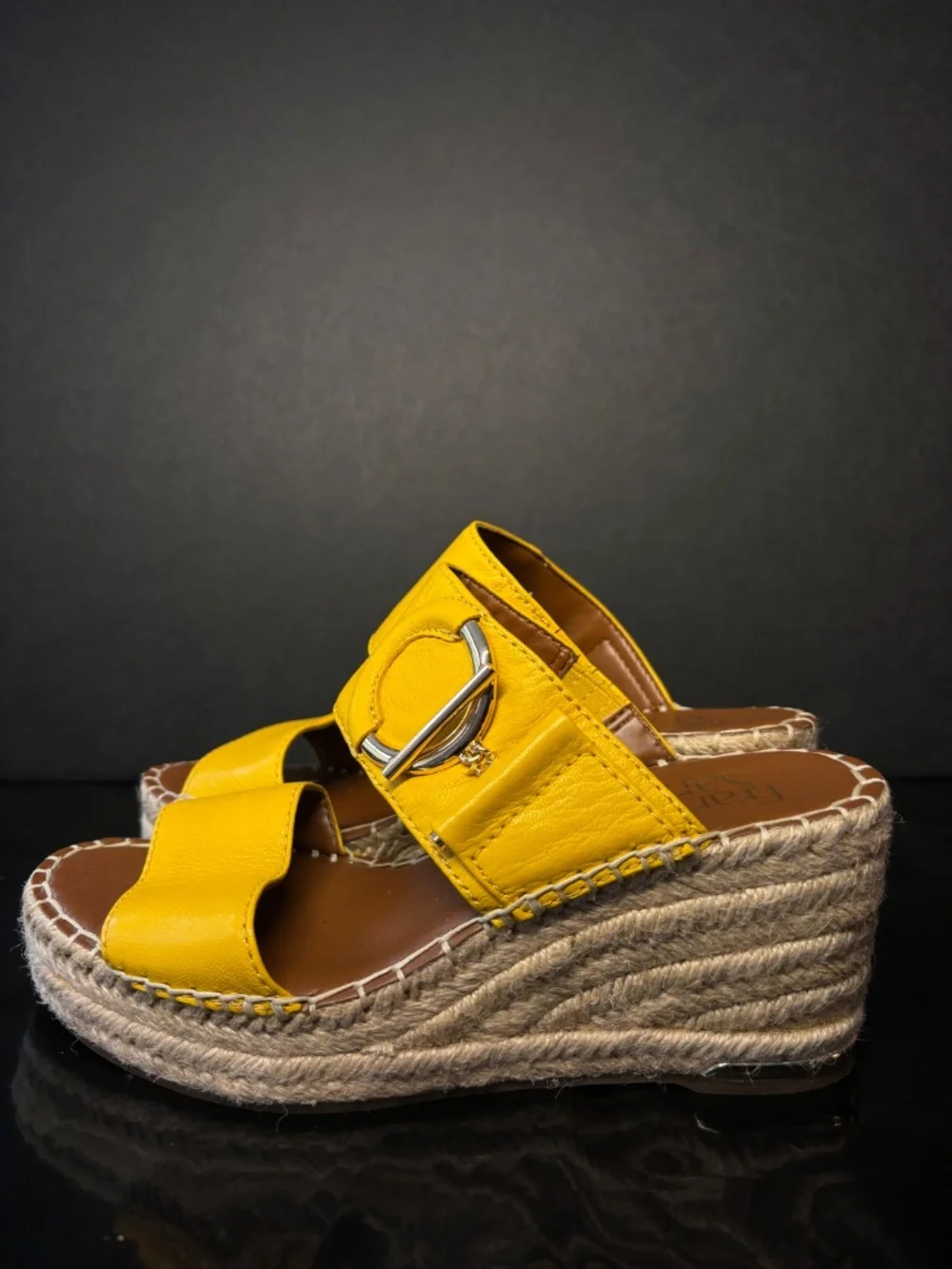 Franco Sarto step into